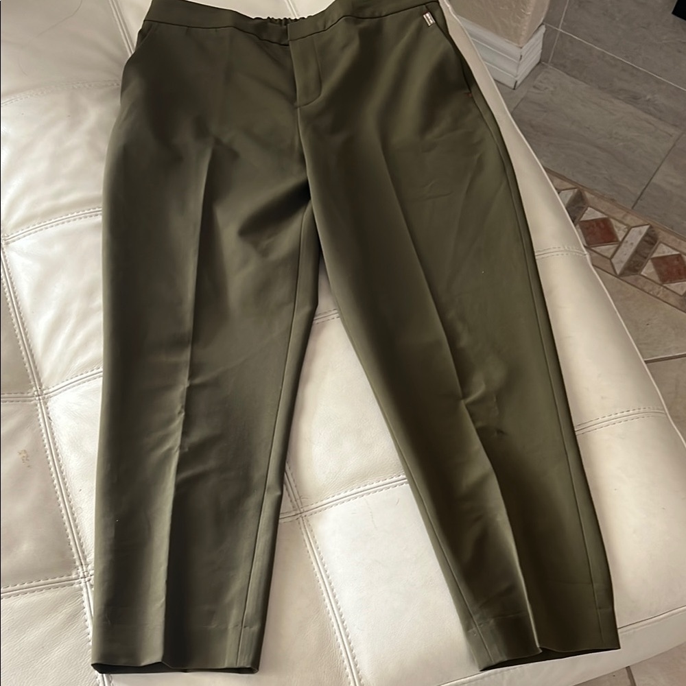 Tommy Hilfiger for Women: Cute, comfy pants for work or casual.